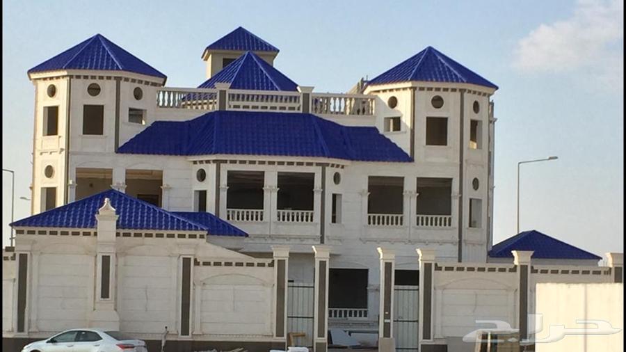 Tiles of the courtyard630061393372171122