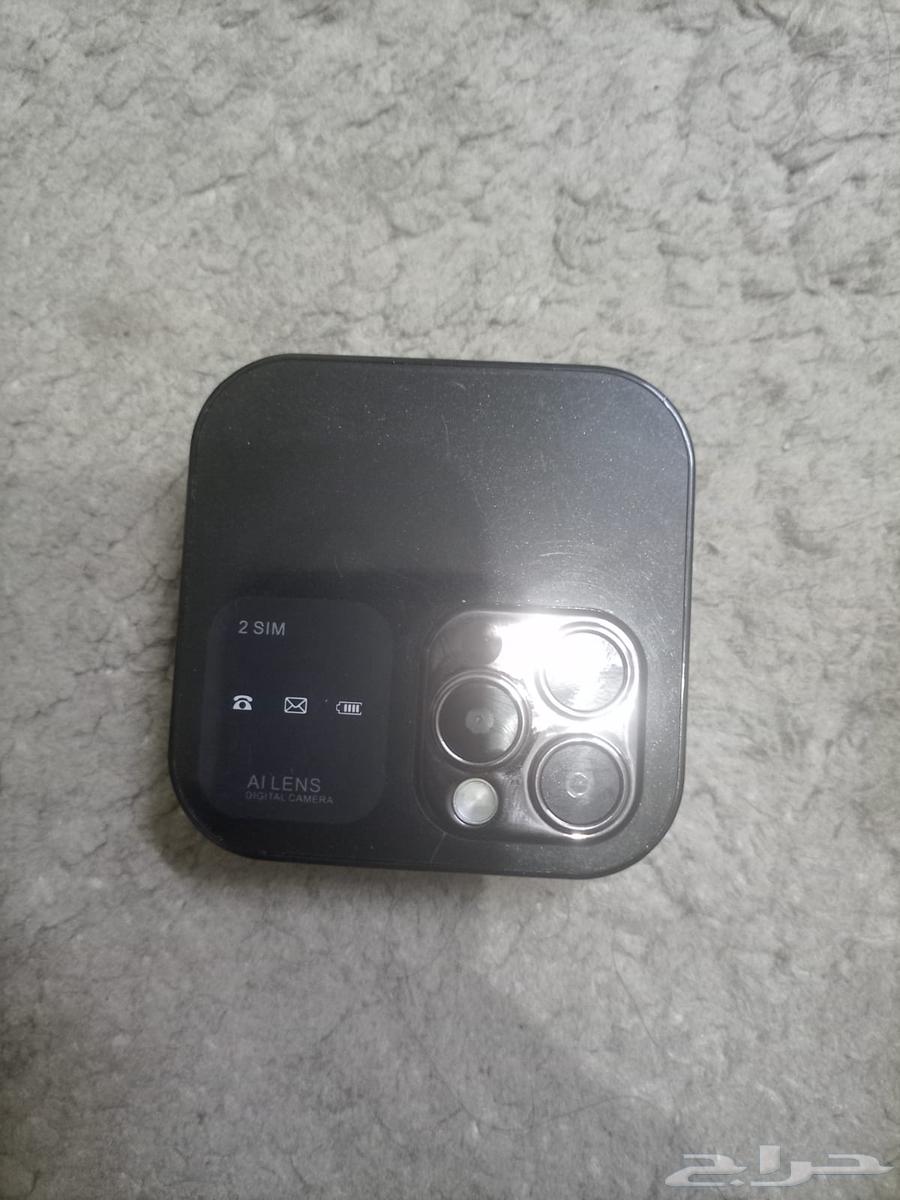 A new mobile phone with three cameras that supports SIM2633121663110421117
