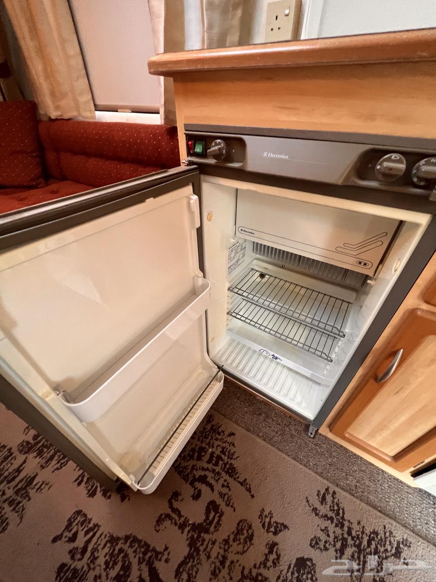 Unused European caravan in Saudi Arabia63616934608387114