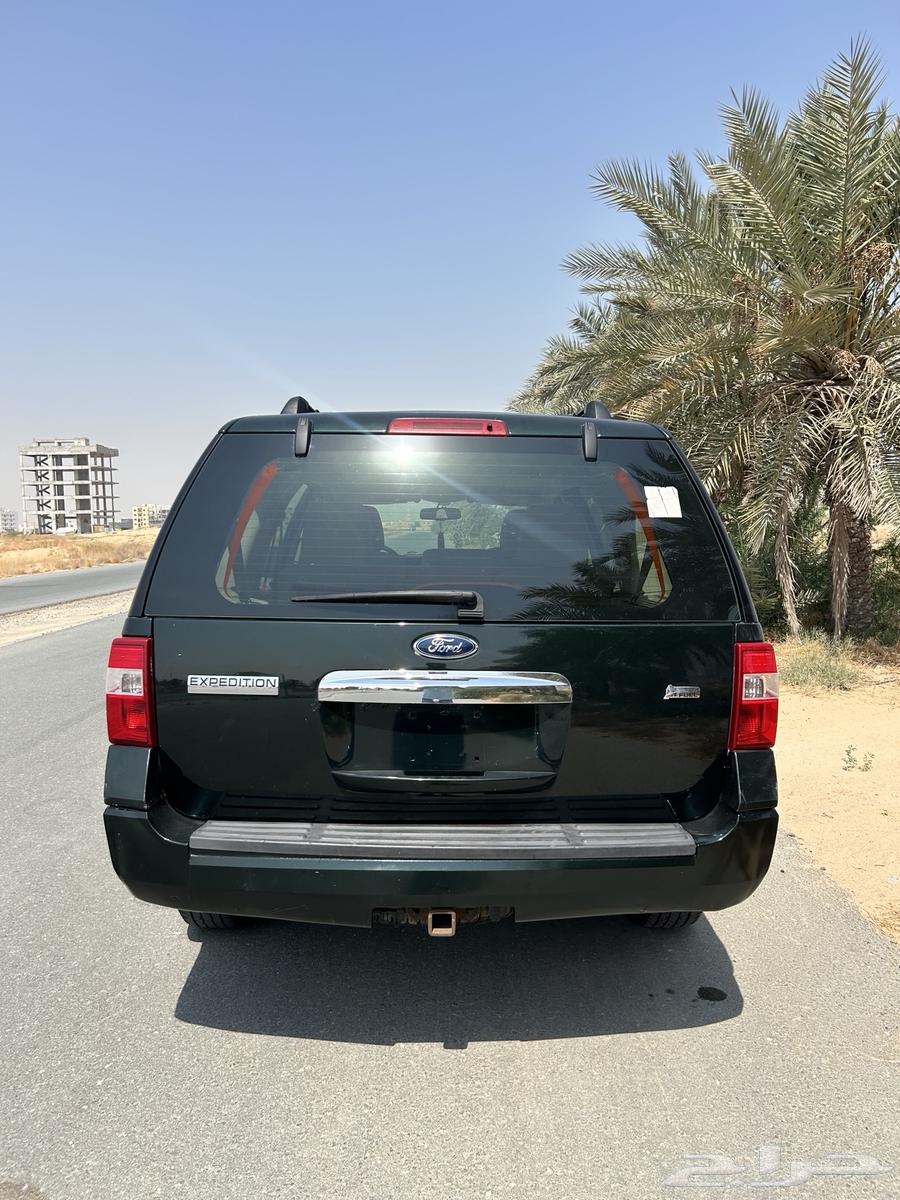 فورد اكسبدشن 2013 لوحات امارتية الموقع الامارات63616935201538113