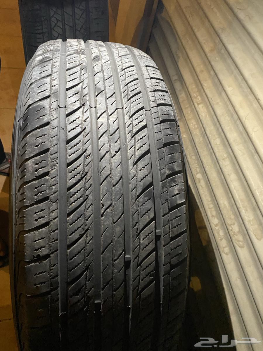 Three 8-lug 17-inch rims for sale63617057541250111