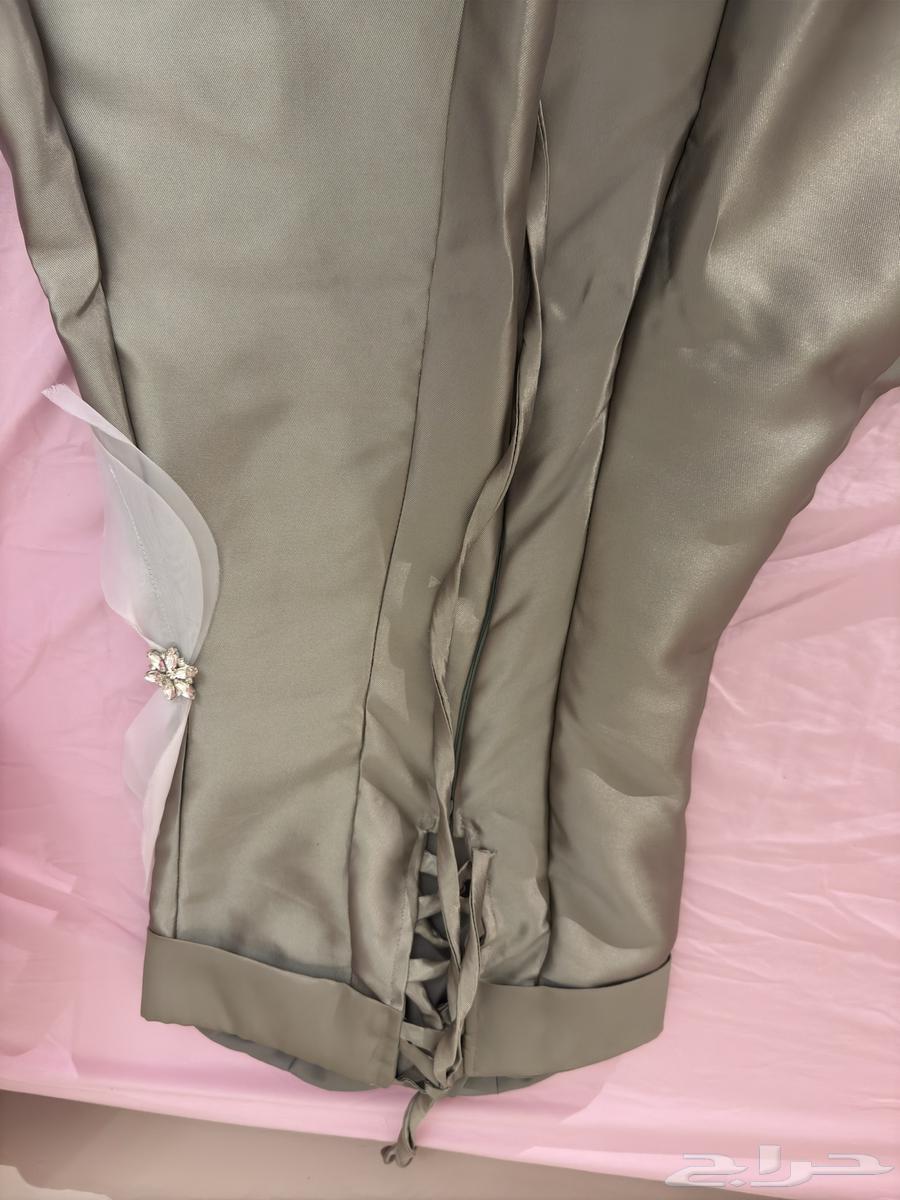 Wedding dress for sale for 200 riyals63006143977217111