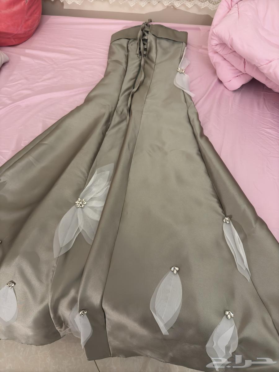 Wedding dress for sale for 200 riyals63006143977217112