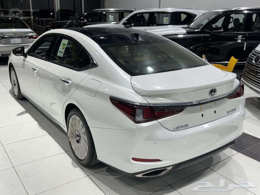 Lexus ES 350 Premium Panorama 2024 Projector63616927230850114