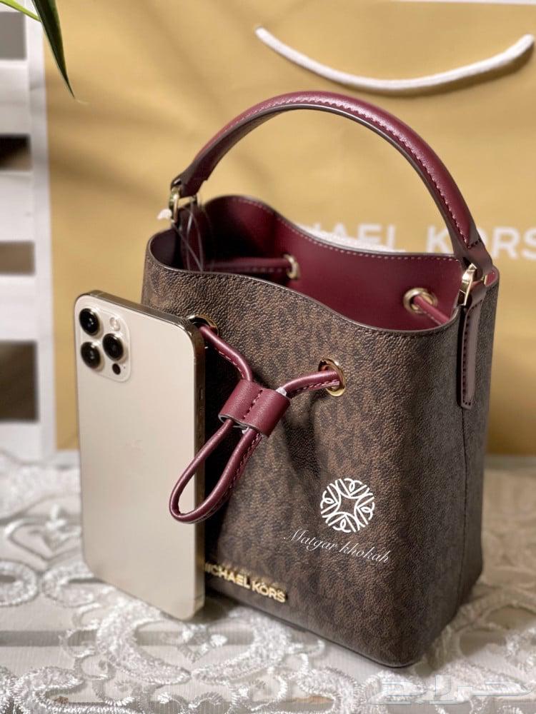 Michael Kors brand bag63312992717953116