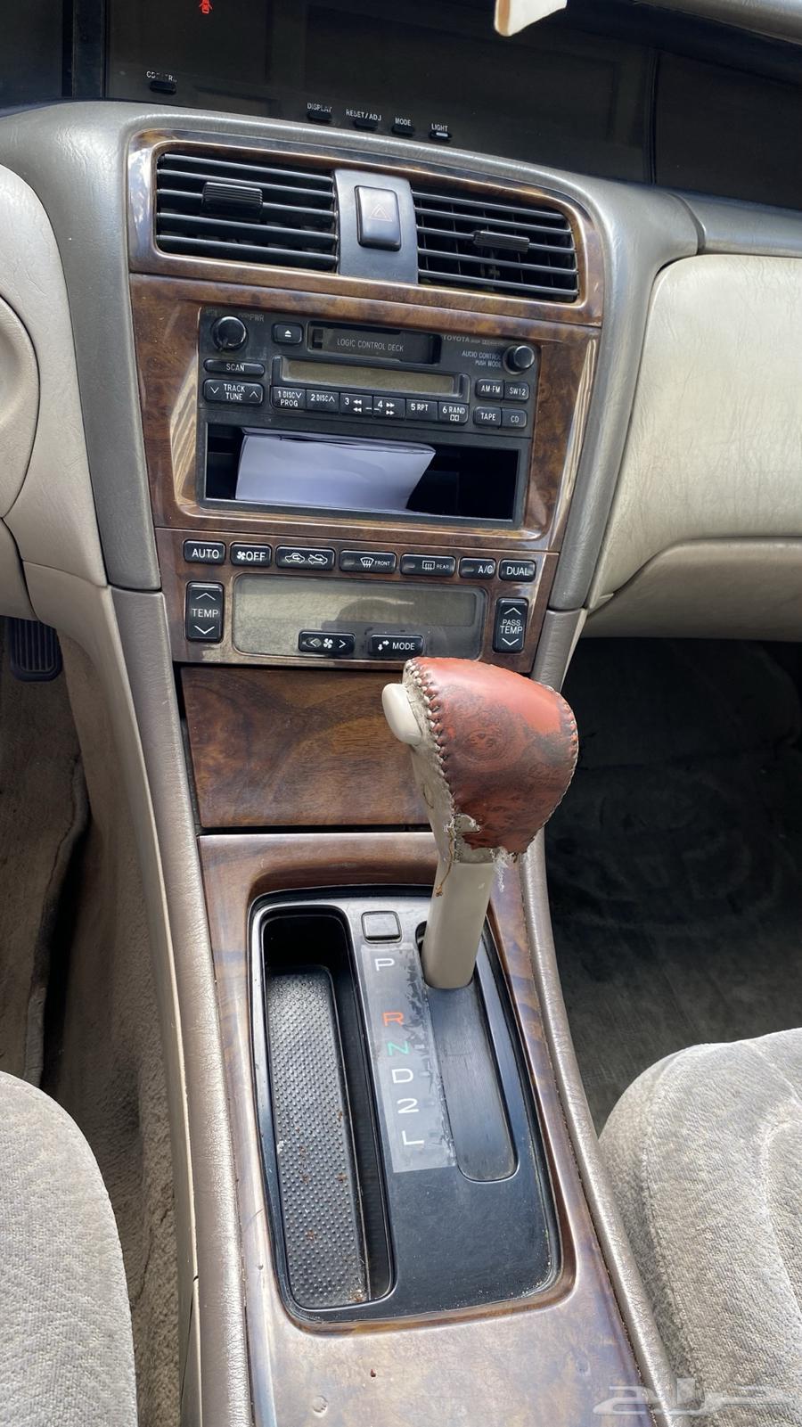 لوحة مميزة وسيارة افالون63617083522177113