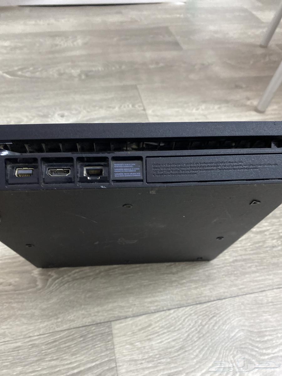 Brand new Sony 4, in perfect condition, clean.63308899915139111