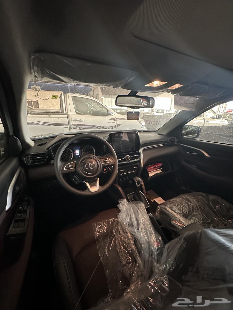 تويوتا اوربان كروزر فل ماكينه 1.5 موديل 202563617395176706112