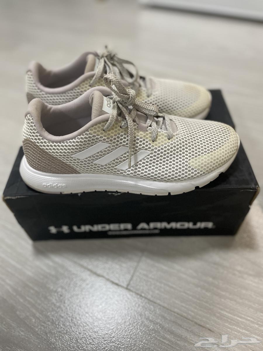 Sports shoe for sale633058710594571127