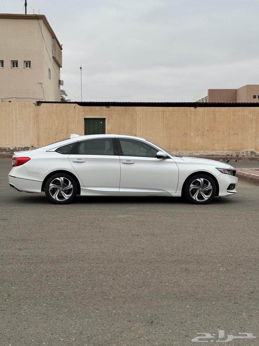 هوندا أكورد 2019 فل كامل EXL 1.563617248391426113