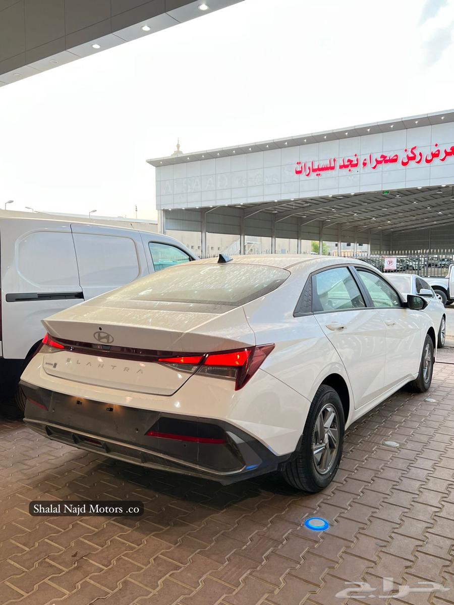Hyundai Elantra Flat 1.6 lease starting at 1,199 SAR63547231079297111