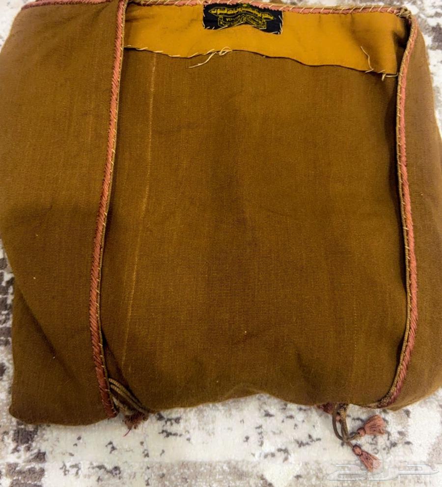 Old winter jacket tailored in Abu Dhabi63303778103683112