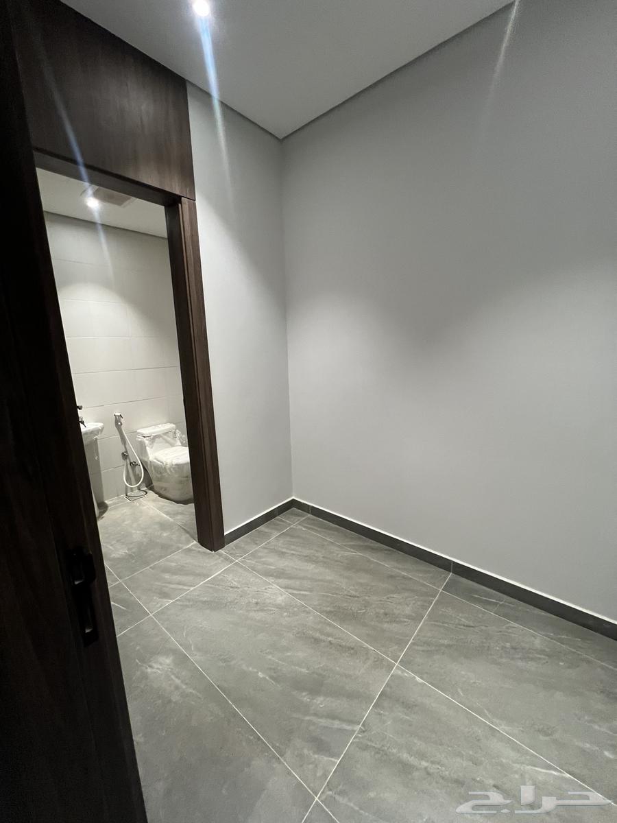 Area 198 is available for rent in Al-Arid.63006285264001114