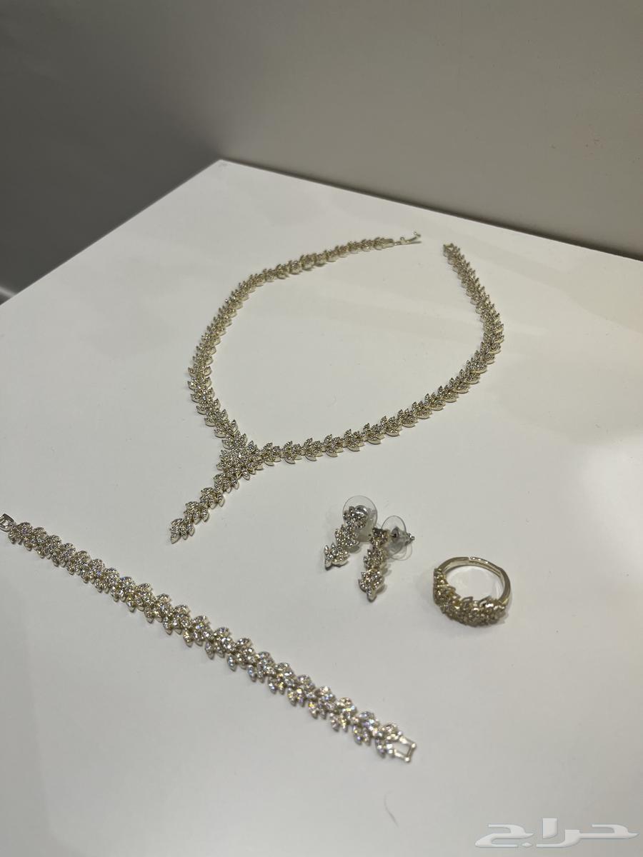 Complete jewelry set63305188027778110