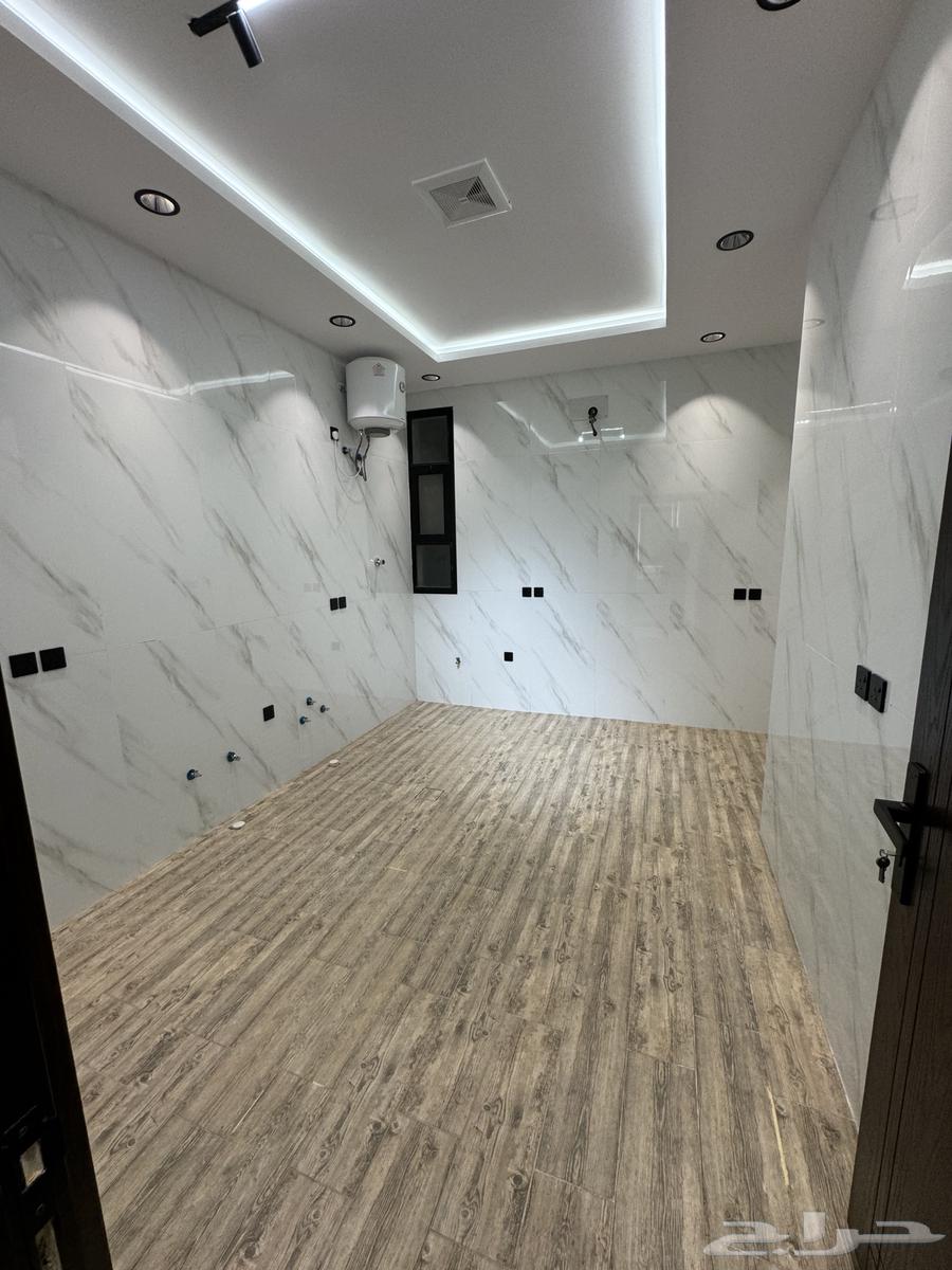 للبيع دور تمليك أرضي مدخل مستقل بجوار كوبرى مطار أبها63006285276802113