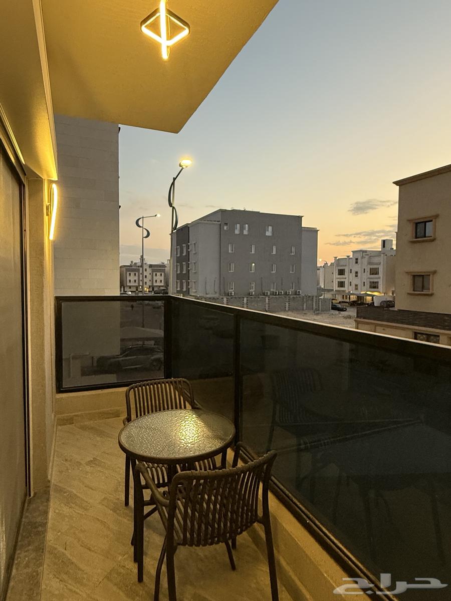 For rent luxurious furnished apartment (families only) for 400063006285550722114