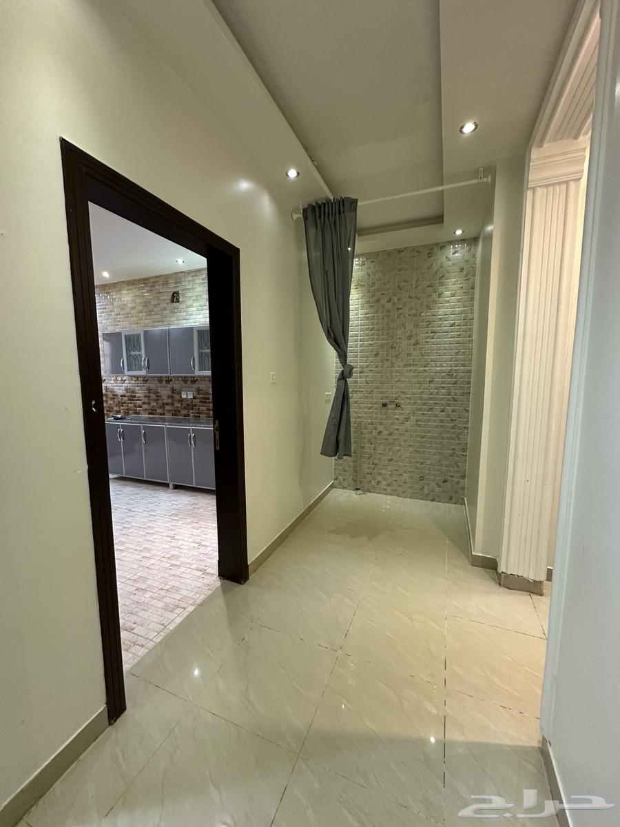 Apartment for rent in Al-Arid District for families63006285637889114
