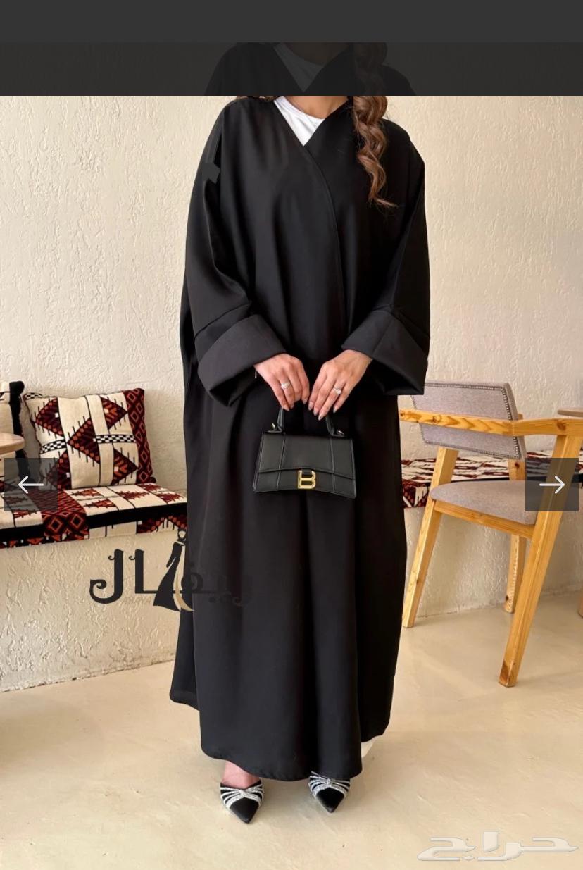 A clean abaya used for only two hours63304405581186110