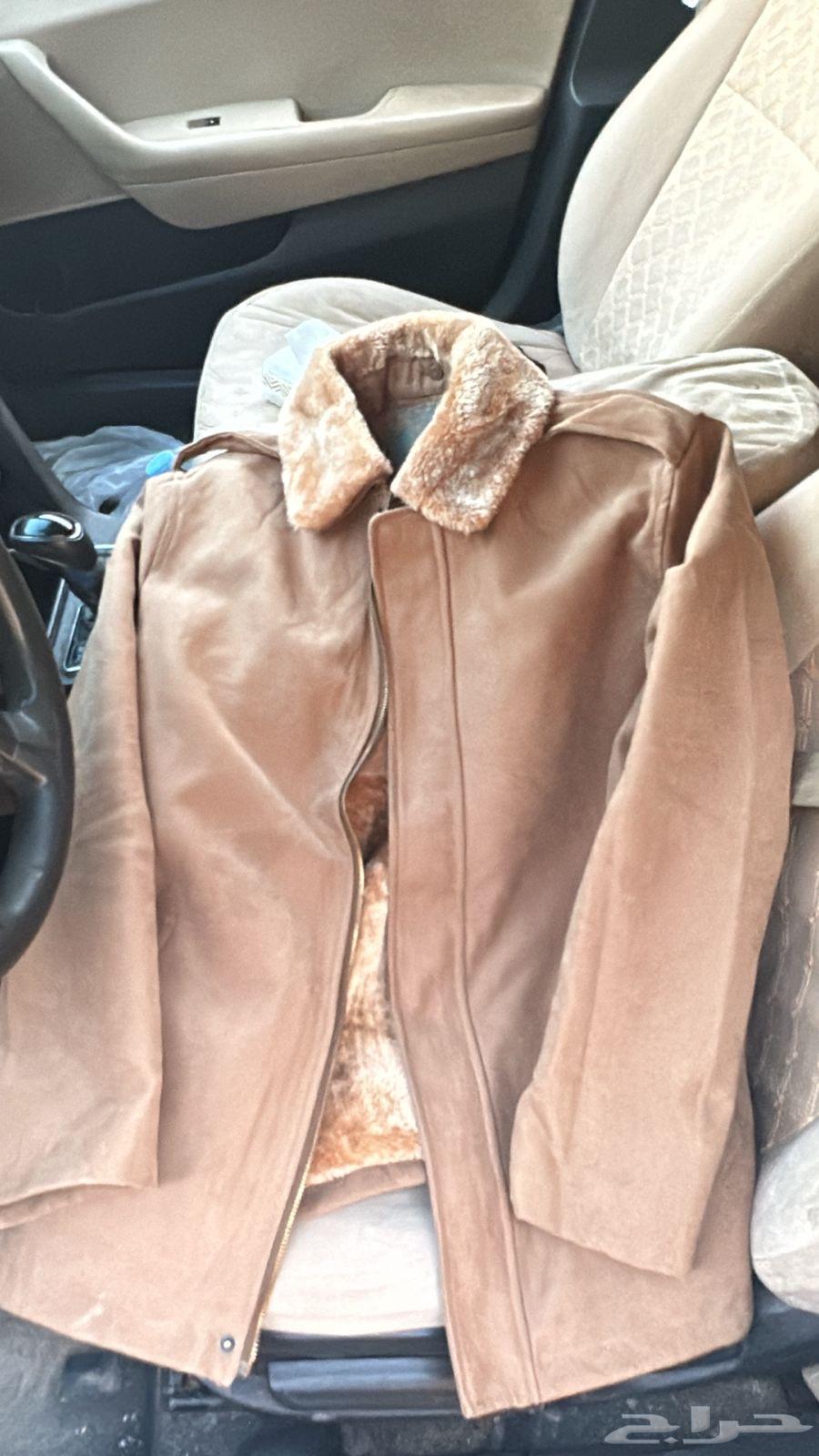 I need a khaki security jacket633052659226891111