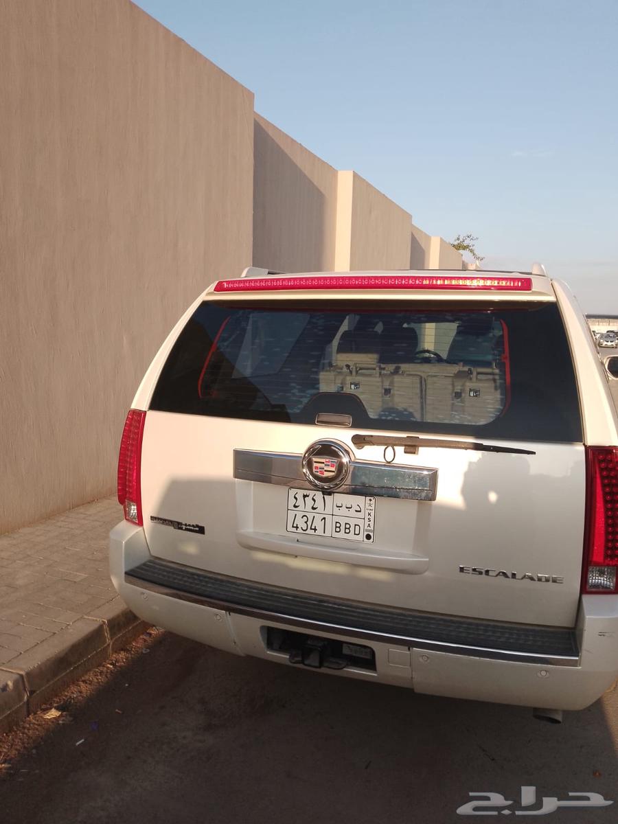 Escalade Cadillac 2011 Full Option for Sale63617559799809112