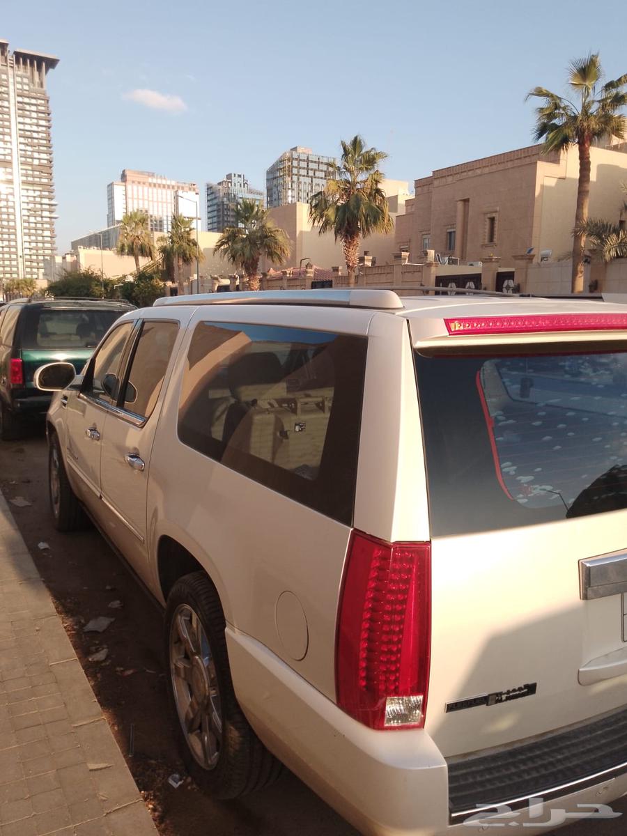 Escalade Cadillac 2011 Full Option for Sale63617559799809114