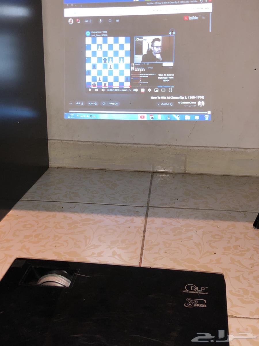 بروجيكتر للبيع  لا يجي الا الصامل63302187176705111