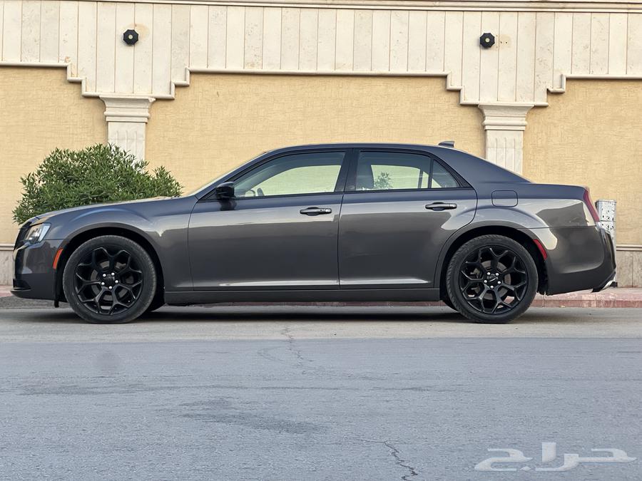 Chrysler 2019 American 6 Cylinder63617553683203112