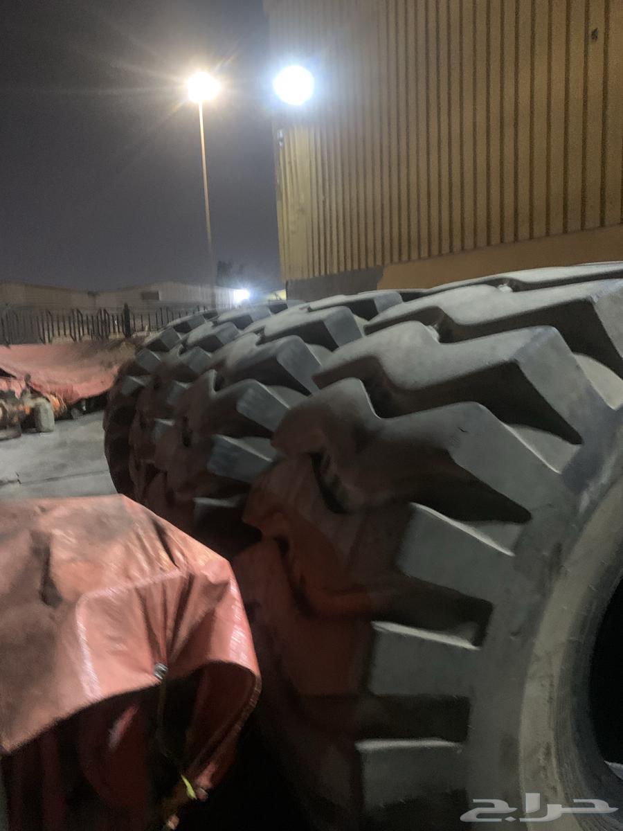 Tires size 29.5.2563534521523202111