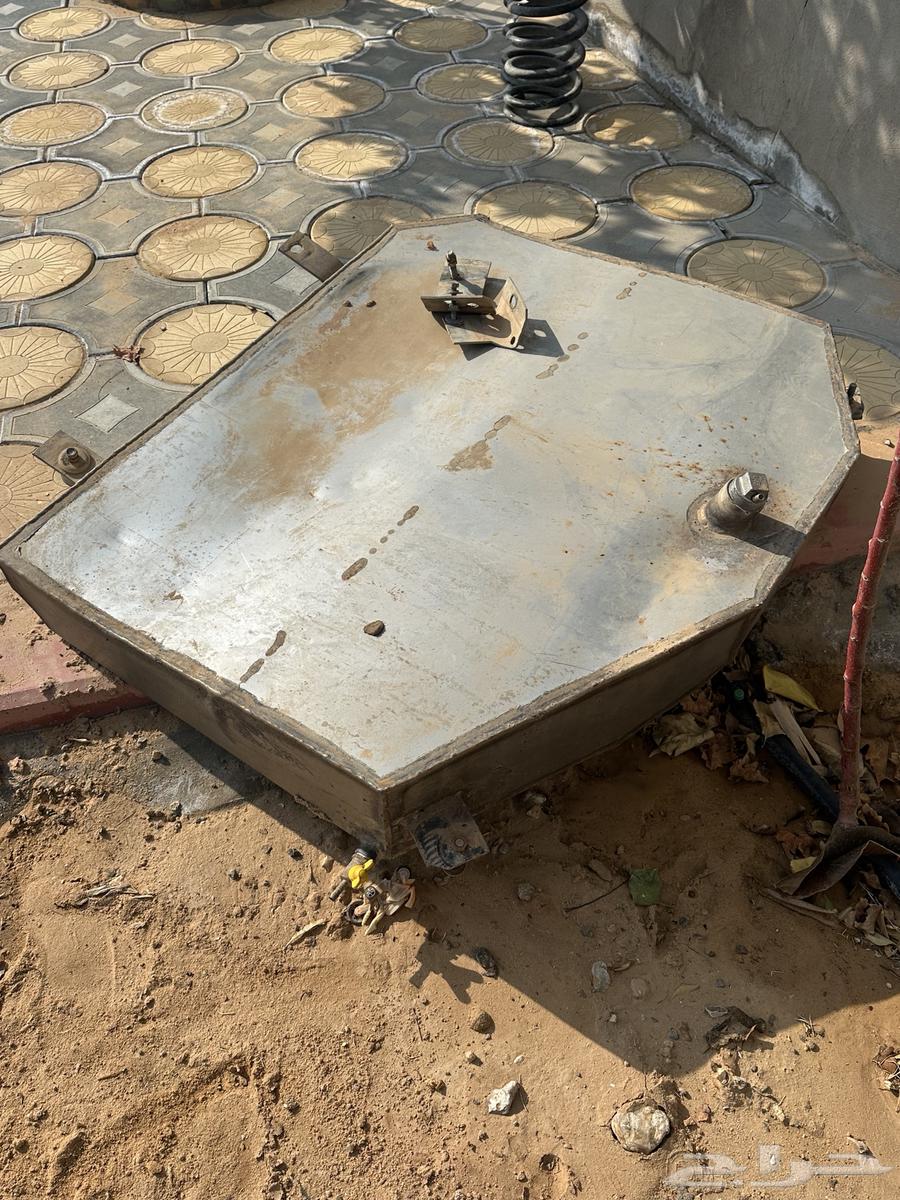 تنك ما لاندكروزر صالون63616309467522112