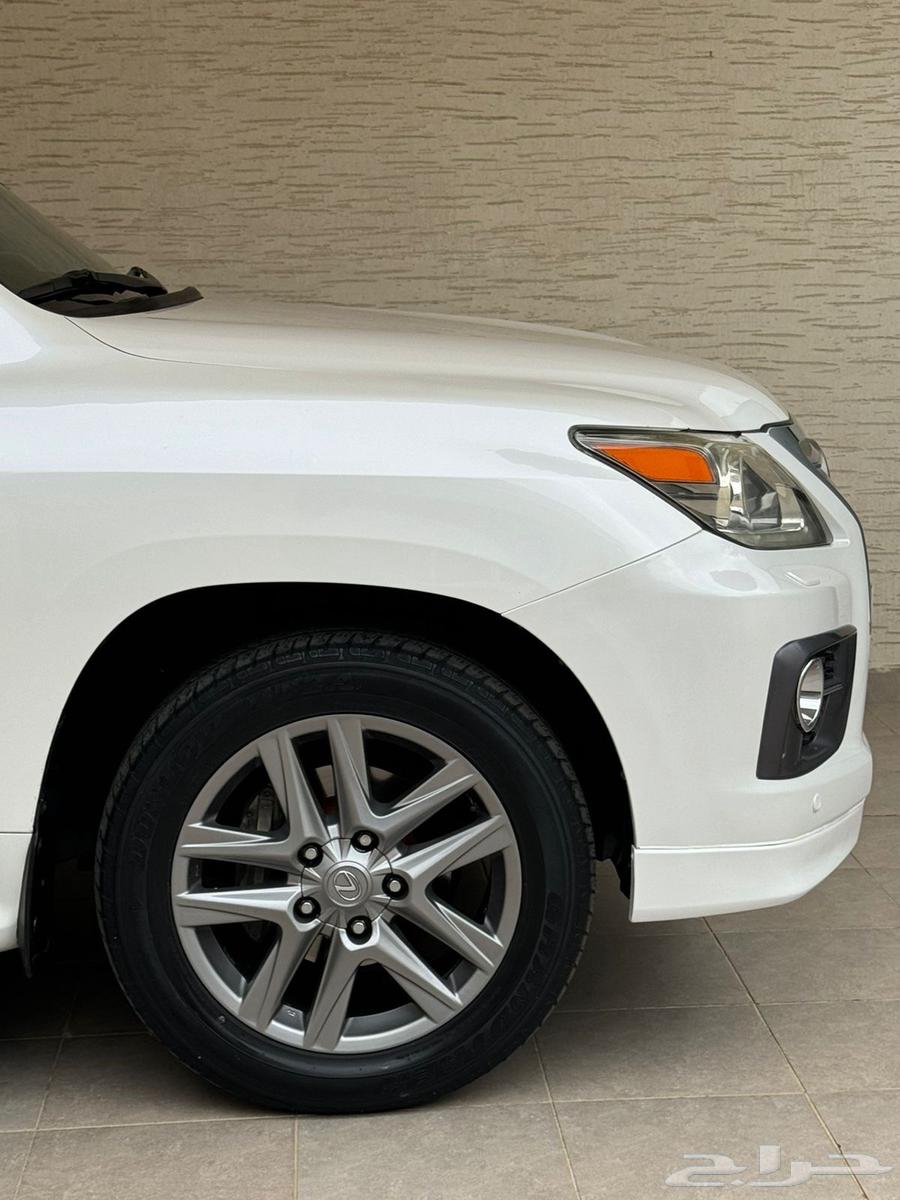 ((( For sale ))) 2012 Saudi Lexus LX63530551798018113