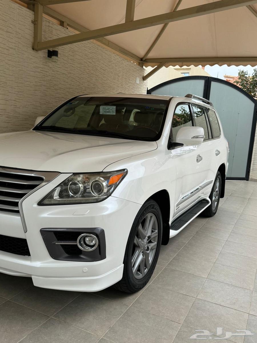 ((( For sale ))) 2012 Saudi Lexus LX63530551798018112