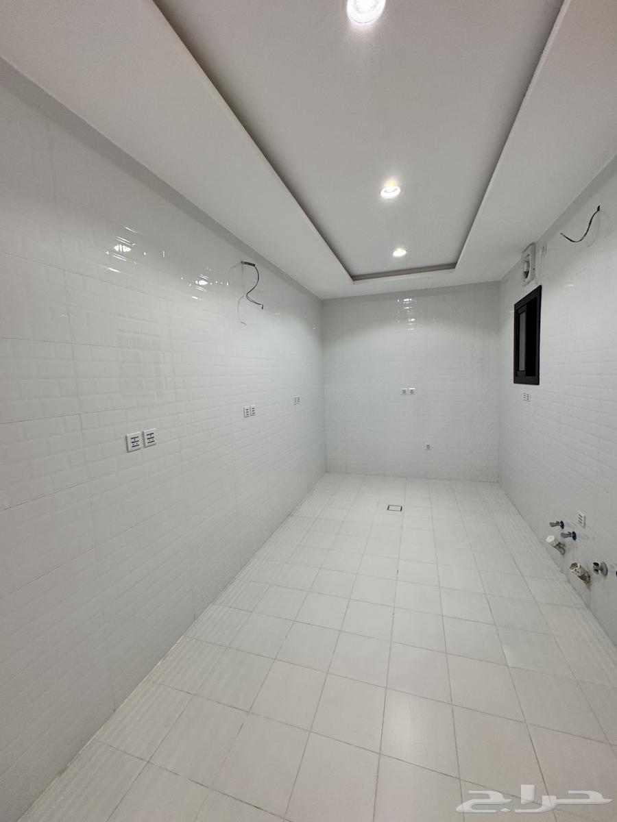Ownership of five rooms63006377398787111