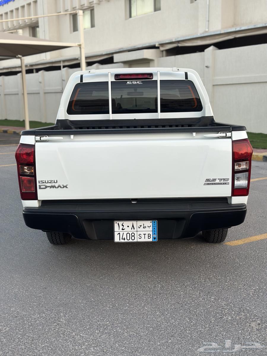 Isuzu D-Max63530809724418113