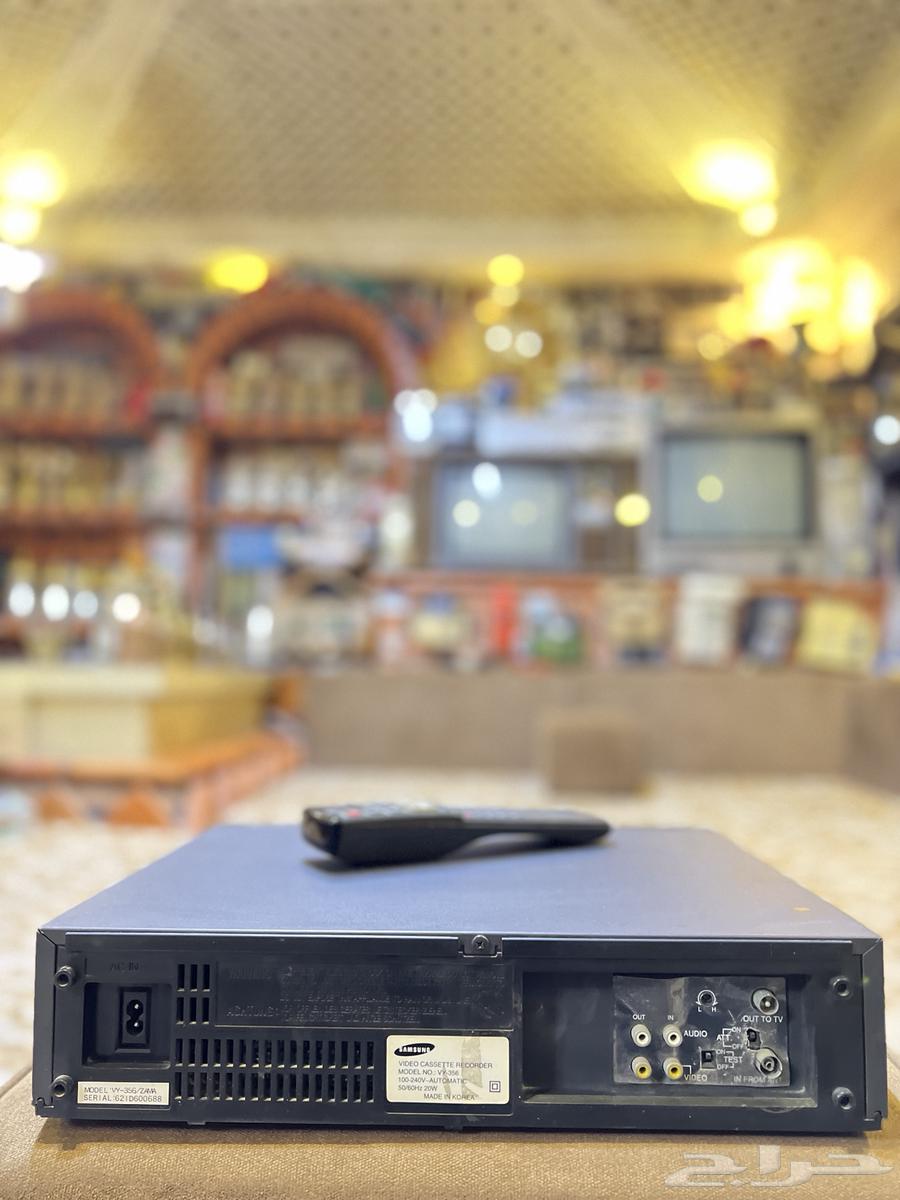 Old traditional large tape video player63298020762626113