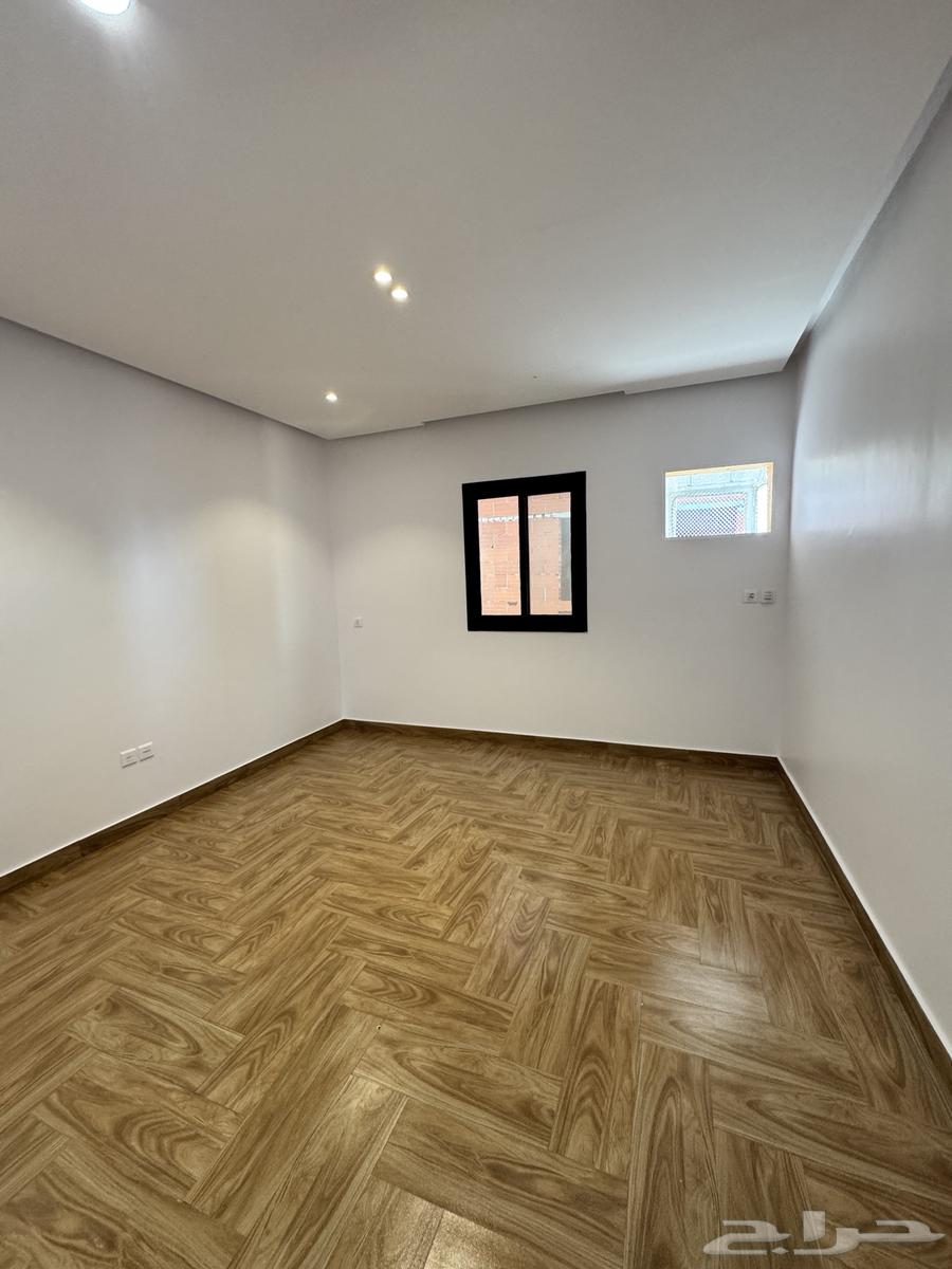 Ownership of five rooms63006377398787113