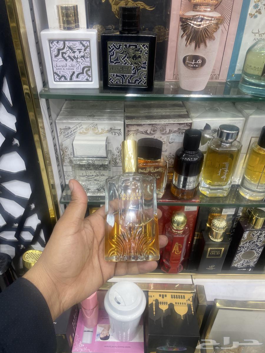 عطور قديمه يوجد توصيل لحد باب البيت63297677340419114