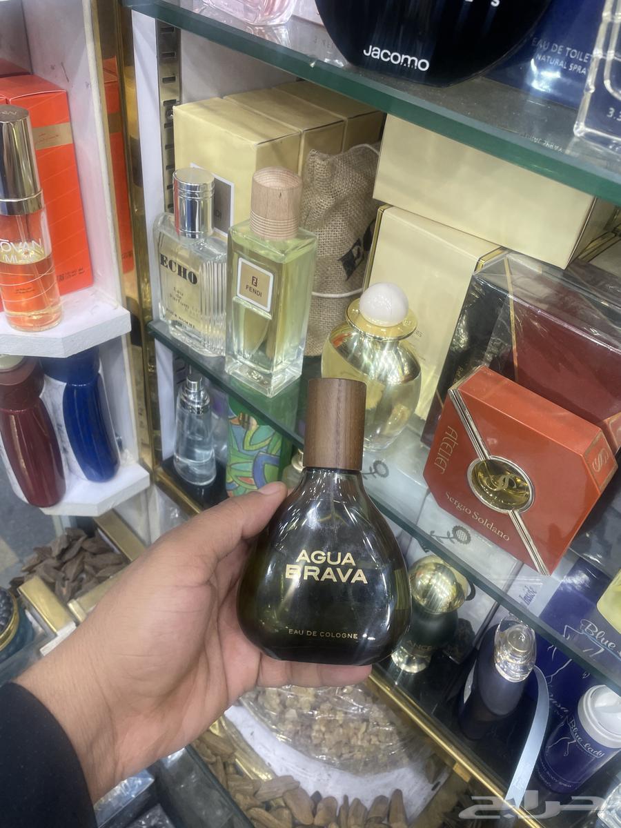 عطور قديمه يوجد توصيل لحد باب البيت63297677340419113