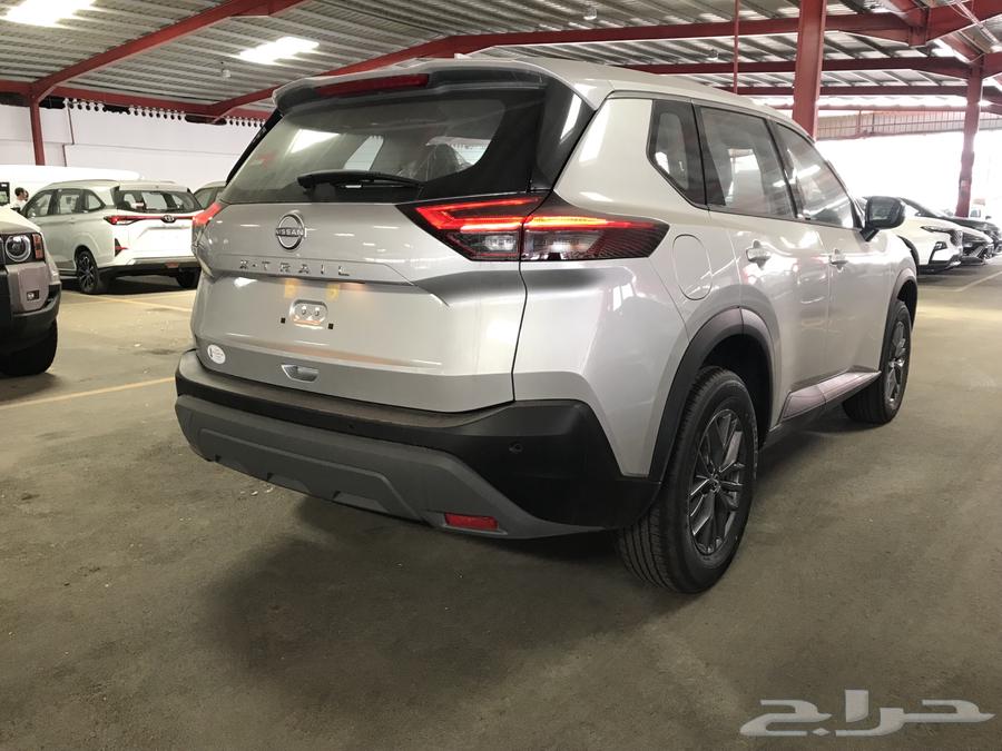 Nissan X-Trail 5-seater standard 2024 without double cab, gray and black63533548641025114