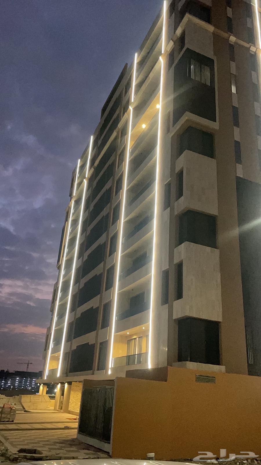 For sale, fully equipped apartments with air conditioners and kitchens on Airport Road63006440276866112