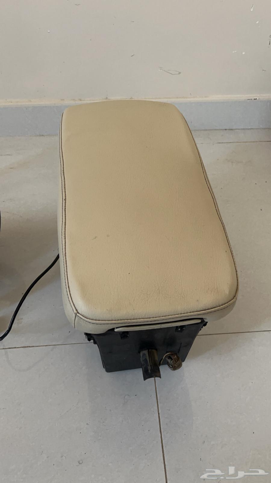 قطع لكزس 43063533687144835113