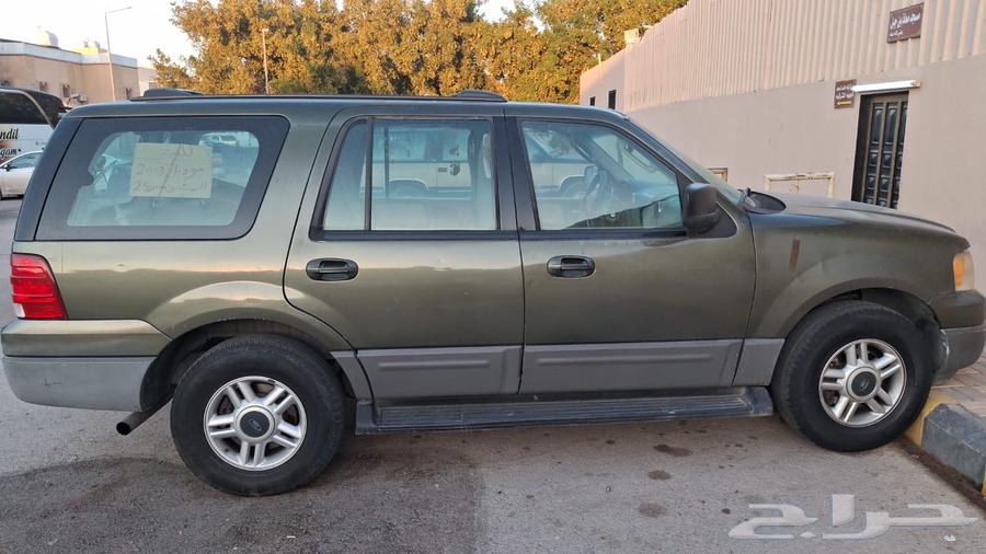 سيارة فورد اكسبدشن XLT موديل 2003 ماشية 250 ألف ا63522451682433113