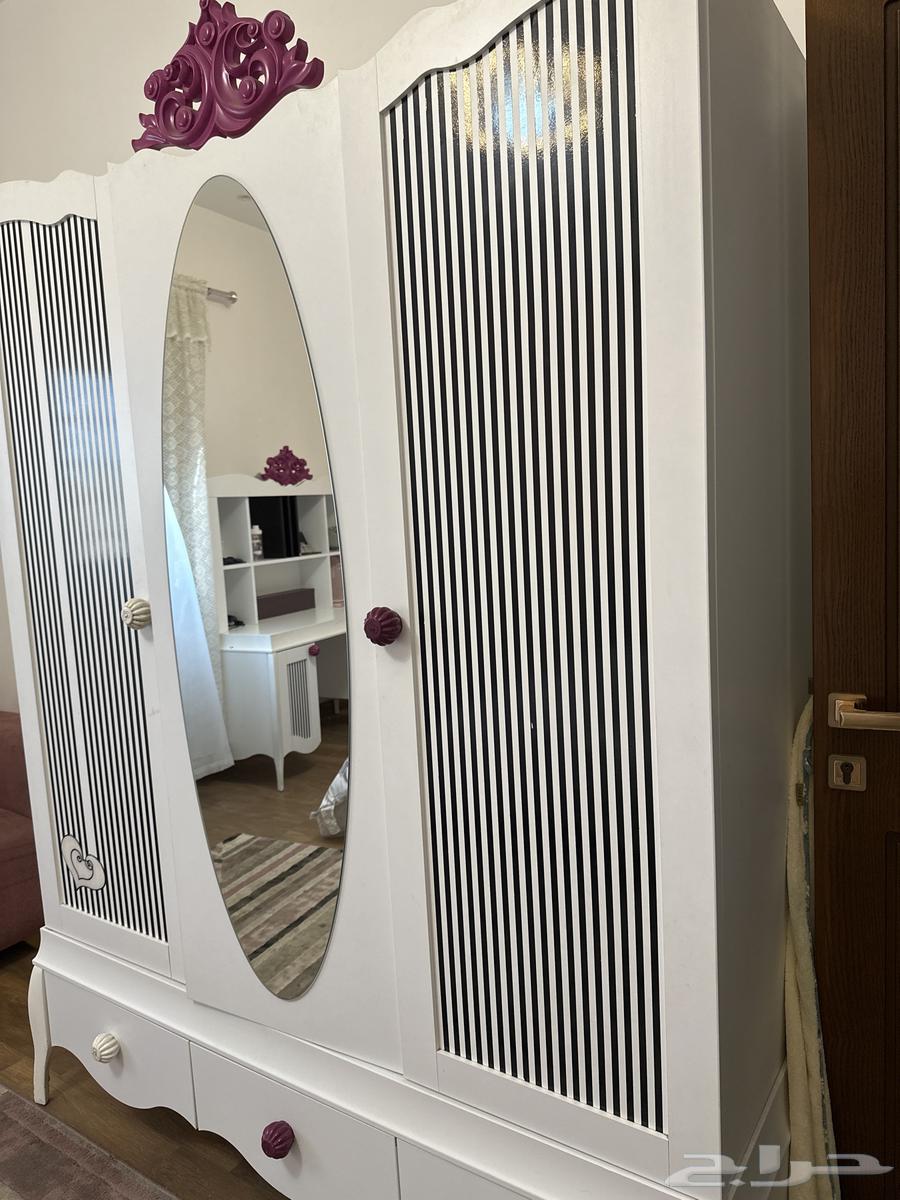 Selling a children's bedroom set63616165537539112