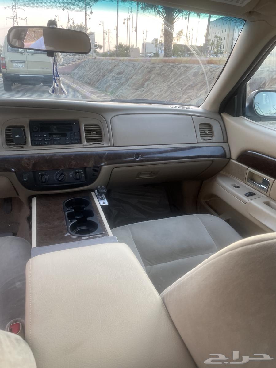 Ford Grand Marquis 2011, Saudi63521230682499112