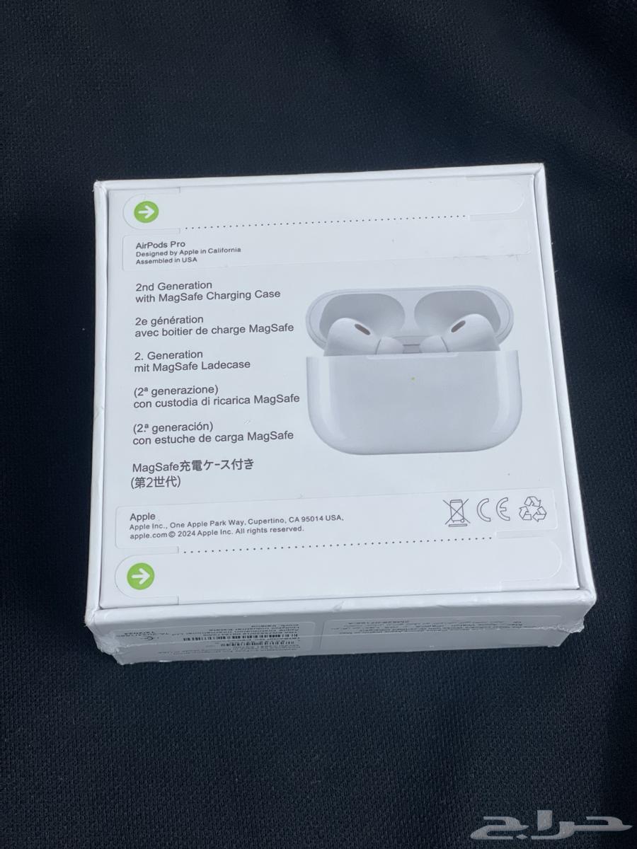 Apple earphones, newly manufactured in the USA, unused and still in their original sales packaging.63295540477570113