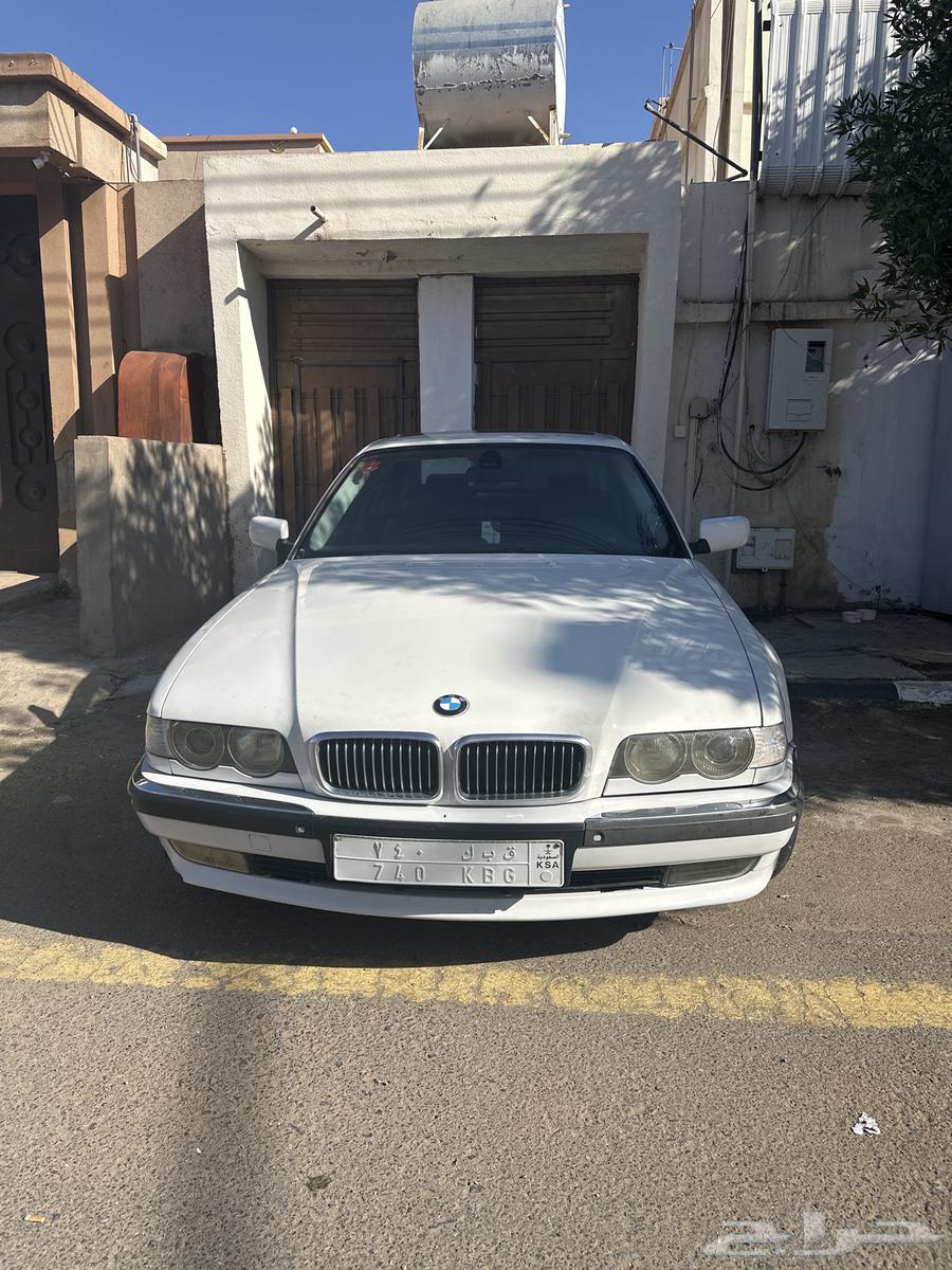 BMW مديل 2001 مخزن63524047073281112