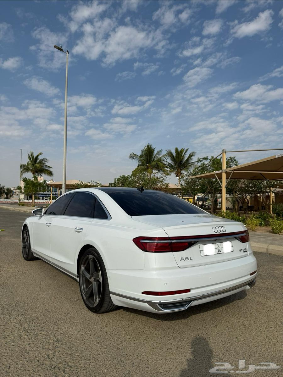 Audi A8L 2019 from Samaco63524047152386112