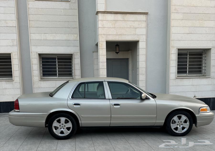 For sale: 2012 Ford Crown Victoria, Saudi model, mileage 205 ((Sold))63527452642307111