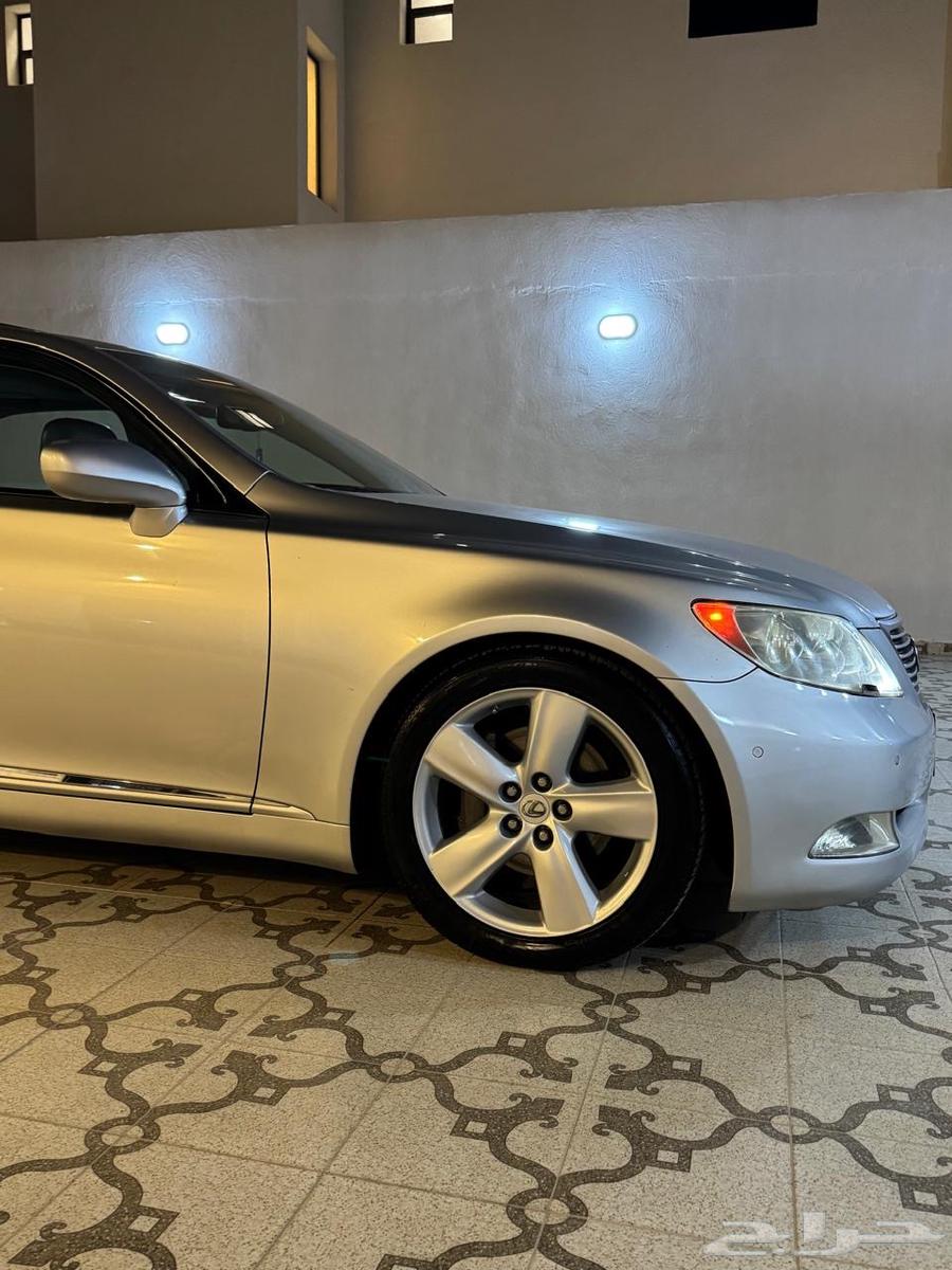لكزس LS460 . L63521469974659111