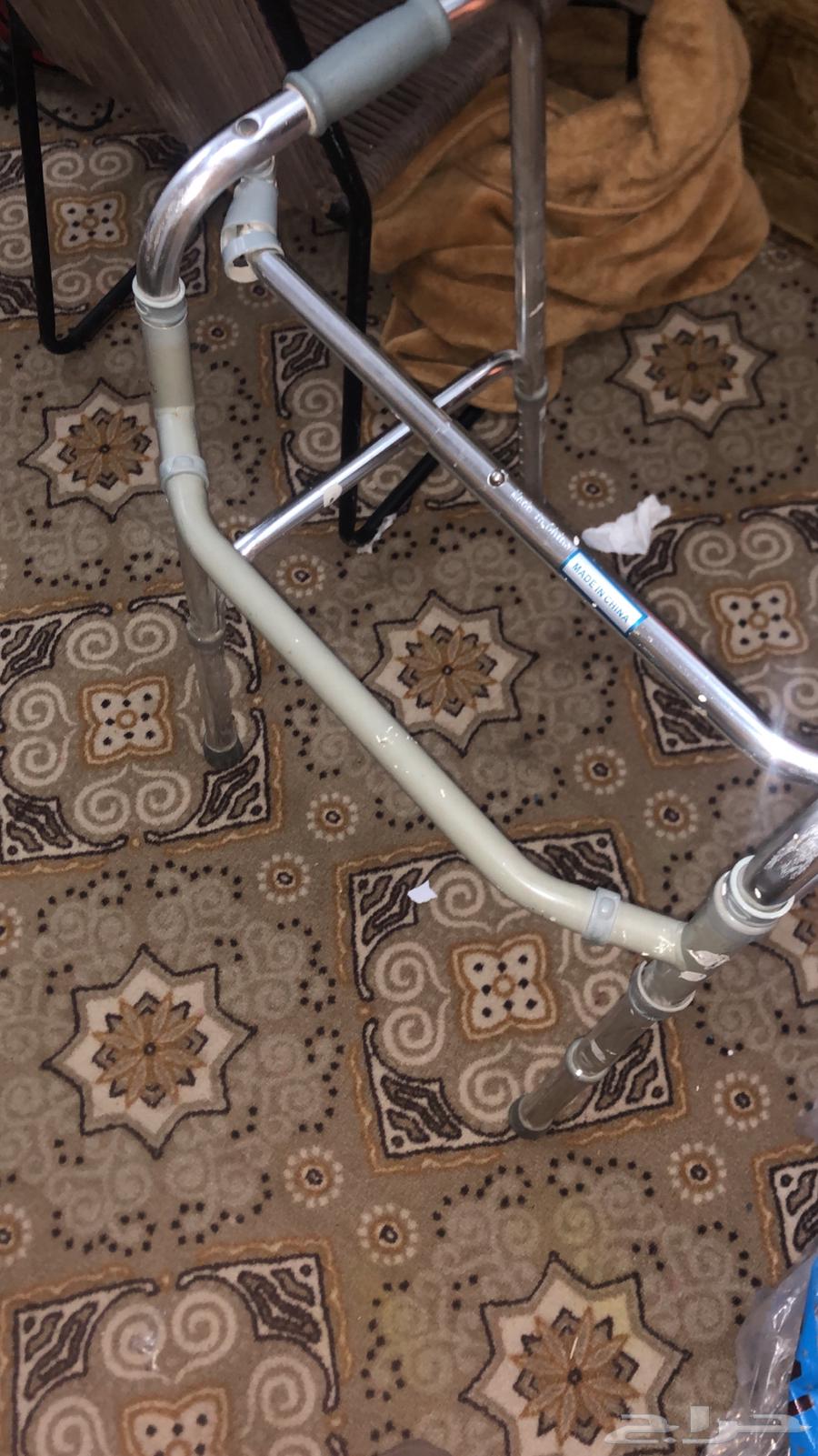 عكاز63293080845443113