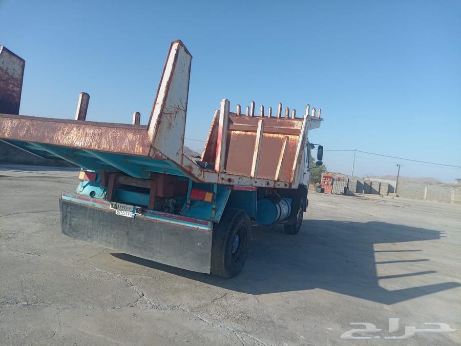 The car is a normal long chassis with a basic iron flatbed on top.63521230691203111
